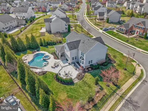 View/Area - 26760 Crusher Dr, Chantilly, VA 20152 photo 18 of 18