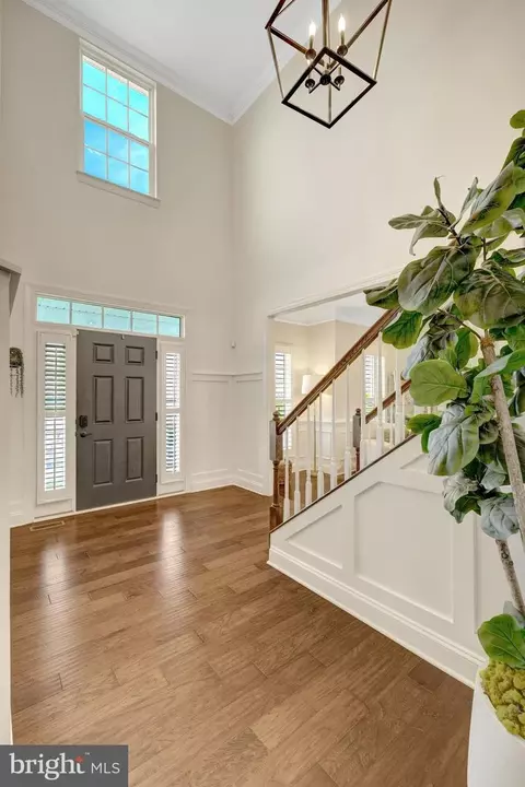 Entry Way - 26760 Crusher Dr, Chantilly, VA 20152 photo 5 of 14