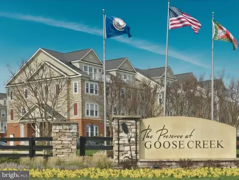 42572 Wildly Ter, Ashburn, VA 20148