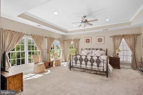 Bedroom - 38527 Ditchling Pl, Hamilton, VA 20158 photo 2 of 9