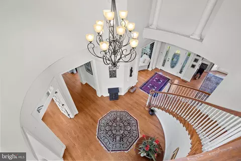 Entry Way - 38527 Ditchling Pl, Hamilton, VA 20158 photo 9 of 11