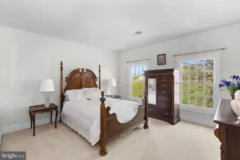 Bedroom - 38527 Ditchling Pl, Hamilton, VA 20158 photo 8 of 9