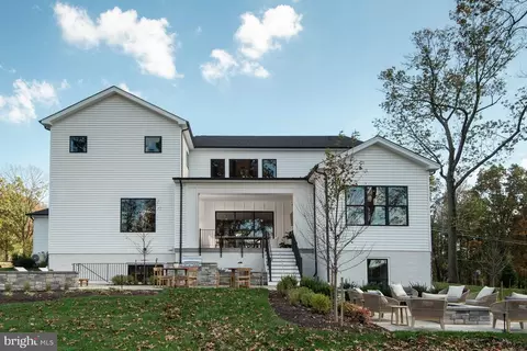 Exterior - 41544 Blarney Stone Pl, Ashburn, VA 20148 photo 2 of 2
