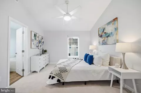 Bedroom - 42834 Mccomas Ter, Chantilly, VA 20152 photo 2 of 6