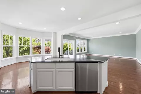 42330 Christophers View Ter, Ashburn, VA 20148 photo 12