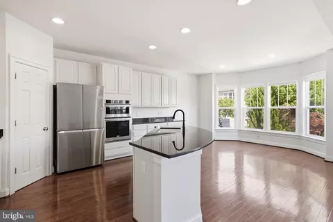 42330 Christophers View Ter, Ashburn, VA 20148 photo 13
