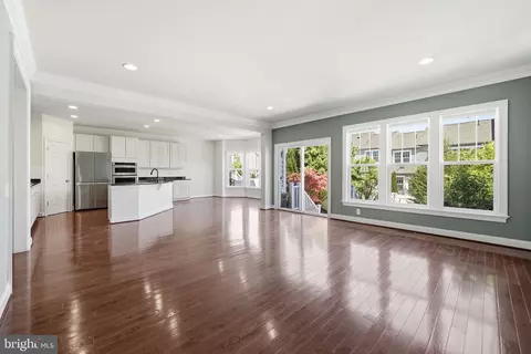 42330 Christophers View Ter, Ashburn, VA 20148 photo 8