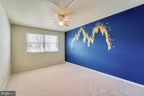Bedroom - 253 Willow Ter, Sterling, VA 20164 photo 4 of 7