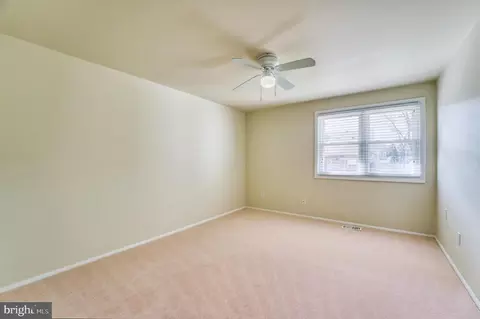 Bedroom - 253 Willow Ter, Sterling, VA 20164 photo 6 of 7