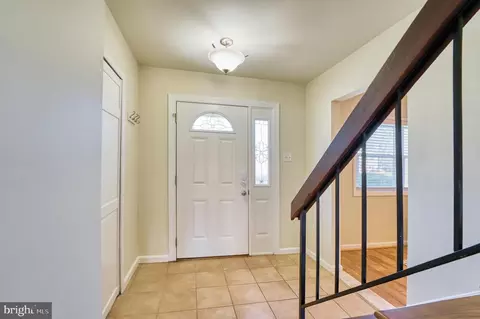 Entry Way - 253 Willow Ter, Sterling, VA 20164 photo 2 of 3