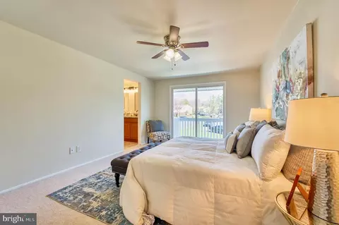 Bedroom - 253 Willow Ter, Sterling, VA 20164 photo 2 of 7