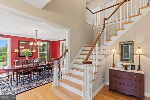 Entry Way - 16527 Hampton Rd, Hamilton, VA 20158 photo 2 of 2