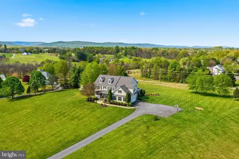 View/Area - 16527 Hampton Rd, Hamilton, VA 20158 photo 1 of 7