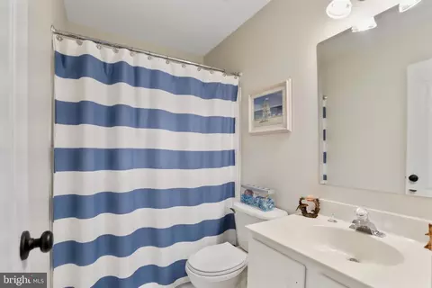 43719 Middlebrook Ter, Ashburn, VA 20147 photo 17