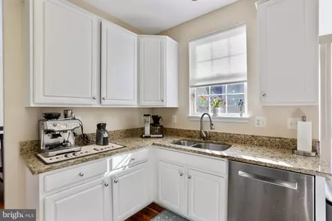 43719 Middlebrook Ter, Ashburn, VA 20147 photo 6