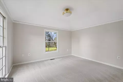 Bedroom - 17621 Evers Ct, Hamilton, VA 20158 photo 6 of 8