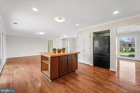Kitchen - 17621 Evers Ct, Hamilton, VA 20158 photo 2 of 4