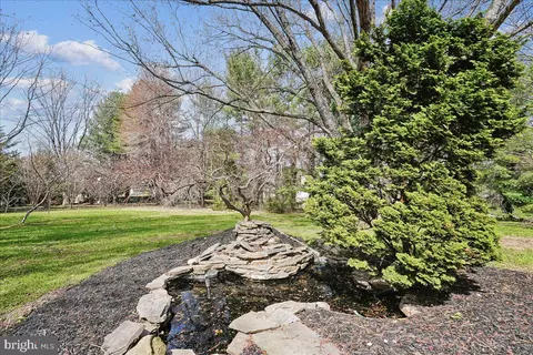 Exterior - 17621 Evers Ct, Hamilton, VA 20158 photo 6 of 16