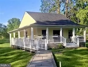 Exterior - 17621 Evers Ct, Hamilton, VA 20158 photo 16 of 16