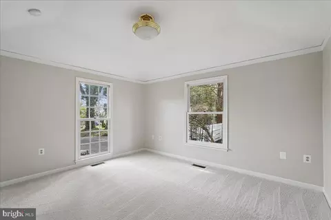 Bedroom - 17621 Evers Ct, Hamilton, VA 20158 photo 7 of 8