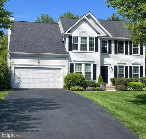 20654 Settlers Pl, Sterling, VA 20165