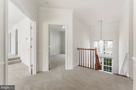 Entry Way - 43358 Fullerton, Ashburn, VA 20147 photo 4 of 8