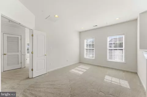 Other - 43358 Fullerton, Ashburn, VA 20147 photo 10 of 18