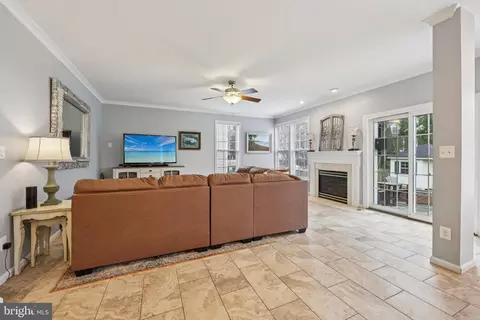 42852 Ridgeway Dr, Broadlands, VA 20148 photo 13