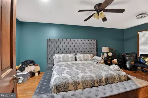 Bedroom - 40246 Thomas Mill Rd, Leesburg, VA 20175 photo 1 of 2