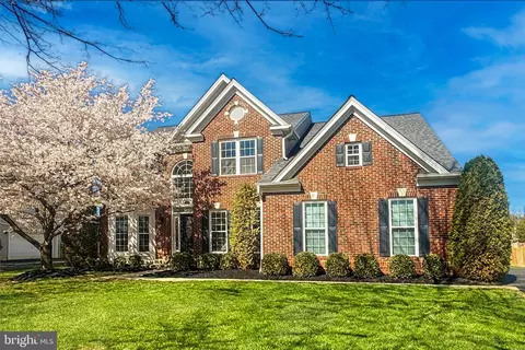 Exterior - 22103 Vantage Pointe Pl, Ashburn, VA 20148 photo 2 of 5