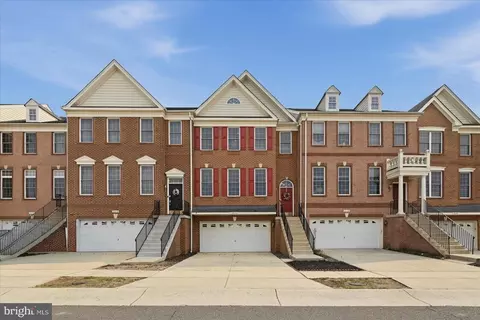 25176 Whippoorwill Ter, Chantilly, VA 20152