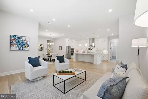 22171 Springside Ter #300, Ashburn, VA 20148