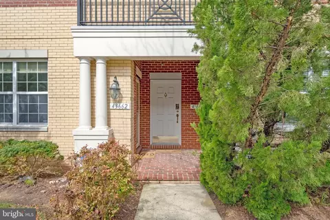 43662 Mcdowell Sq, Leesburg, VA 20176