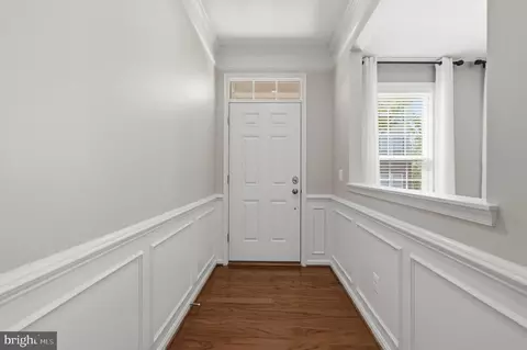 Entry Way - 22631 Hawkbill Sq, Brambleton, VA 20148 photo 1 of 10