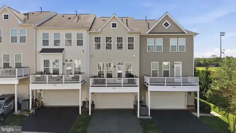 Other - 22631 Hawkbill Sq, Brambleton, VA 20148 photo 11 of 12