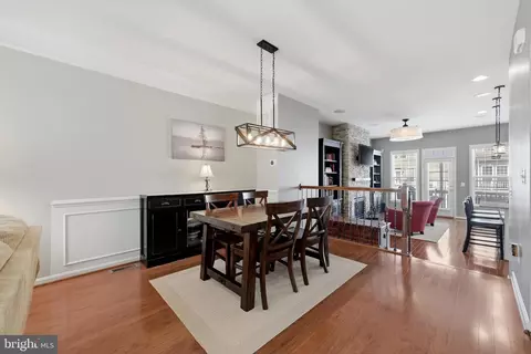 Dining - 22631 Hawkbill Sq, Brambleton, VA 20148 photo 1 of 2
