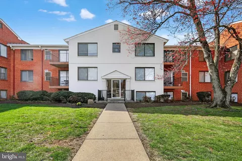 125 Q Clubhouse Dr SW #6, Leesburg, VA 20175