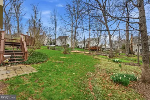Exterior - 7 Wickham Ct, Sterling, VA 20165 photo 8 of 13