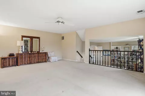 Other - 7 Wickham Ct, Sterling, VA 20165 photo 5 of 12