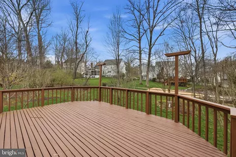 Exterior - 7 Wickham Ct, Sterling, VA 20165 photo 6 of 13