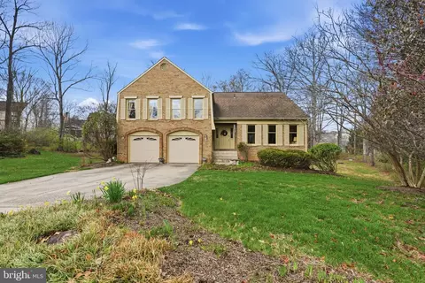 Exterior - 7 Wickham Ct, Sterling, VA 20165 photo 4 of 13