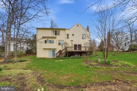 Exterior - 7 Wickham Ct, Sterling, VA 20165 photo 11 of 13