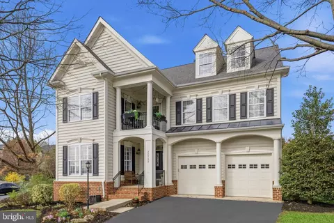 22732 Highcrest Cir, Brambleton, VA 20148