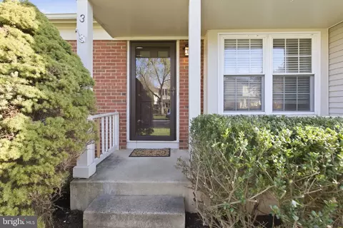 Exterior - 3 Worthington Ct, Sterling, VA 20165 photo 2 of 4