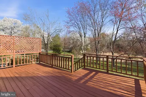 Exterior - 3 Worthington Ct, Sterling, VA 20165 photo 3 of 4