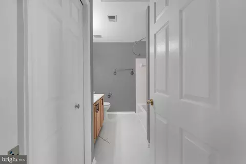 Entry Way - Undisclosed, Ashburn, VA 20147 photo 4 of 6