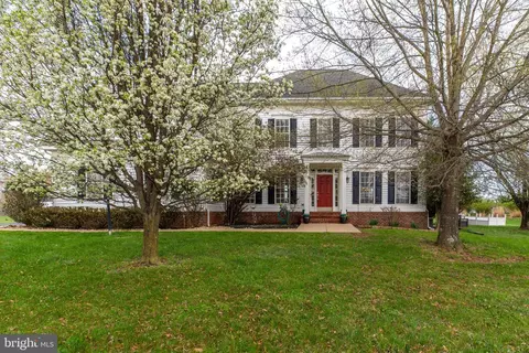 13300 April Cir, Lovettsville, VA 20180