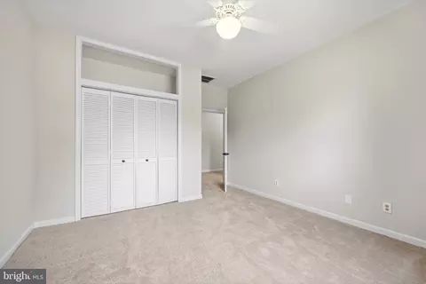 Bedroom - 17536 Mariah Mountain Ln, Round Hill, VA 20141 photo 5 of 7