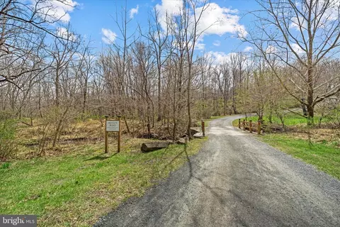 Exterior - 17536 Mariah Mountain Ln, Round Hill, VA 20141 photo 17 of 17