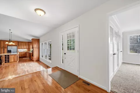Entry Way - 17536 Mariah Mountain Ln, Round Hill, VA 20141 photo 1 of 5